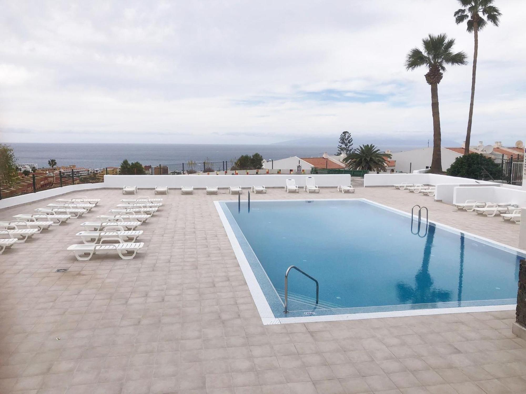 Apartment Birgitt En Aloha Garden Con Vista Mar Y Piscina